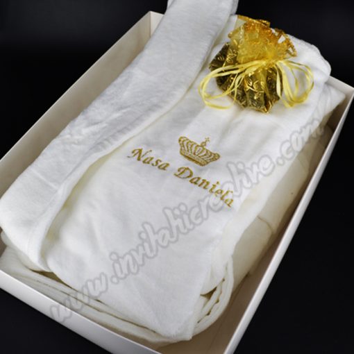 Cadou Personalizat Nasa Halat Brodat cu Coroana Regala