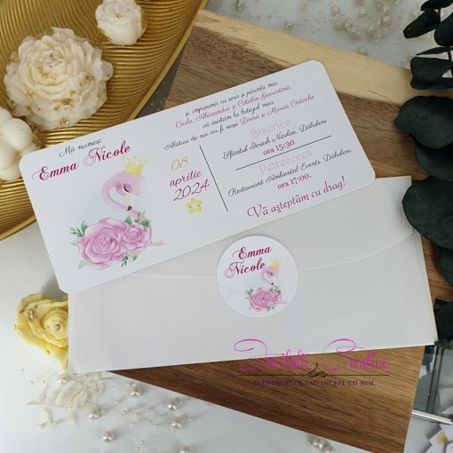 Invitatie de botez cu lebada si flori roz