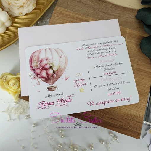 Invitatie de botez speciala cu balon floral roz