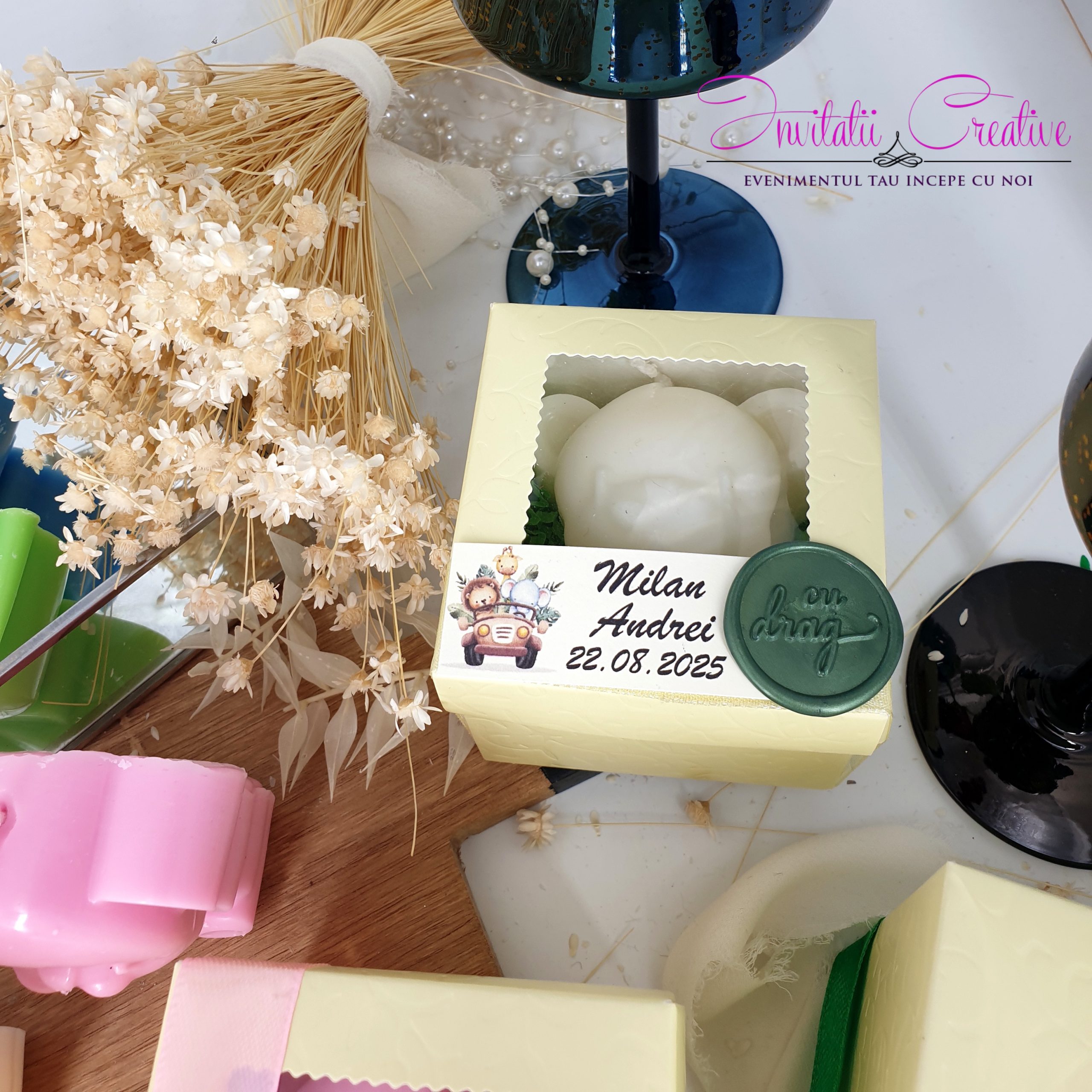 Marturie Botez Lumanare Animalute Jungle in Cutie cu Geam - imagine 5