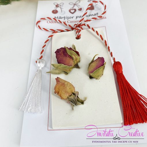 Martisor odorizat dulap tableta din ceramica cu trandafiri uscati