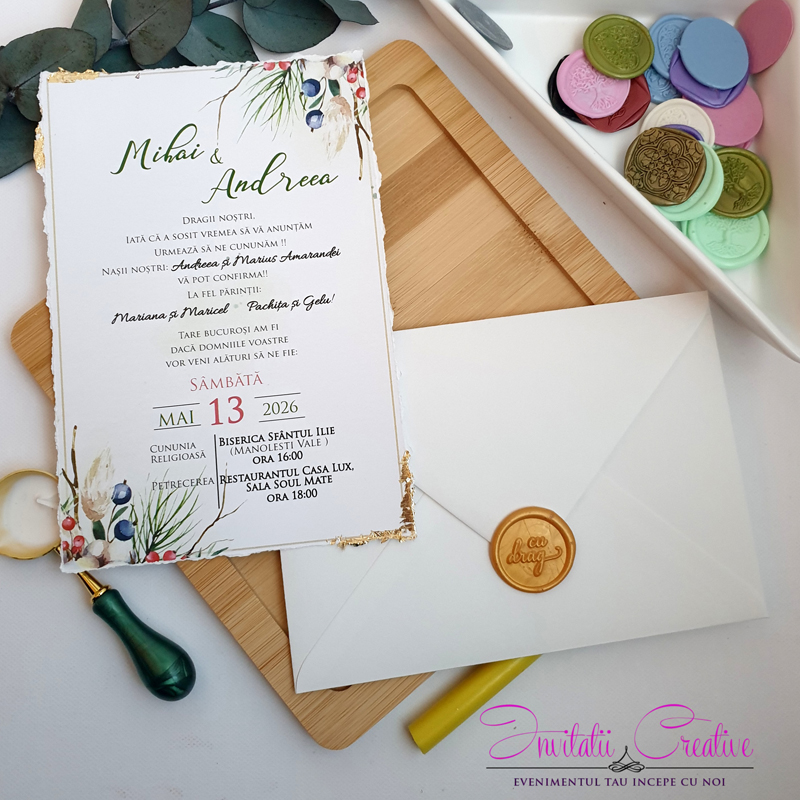 Invitatie de nunta simpla cu detalii aurii si margini rupte1