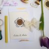 Invitatii de nunta romantica cu sigiliu si panglica de matase crem4