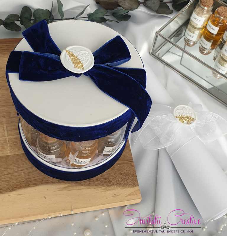 Set Mirodenii Baita de a doua zi cu Nasii in Cutie Catifea10