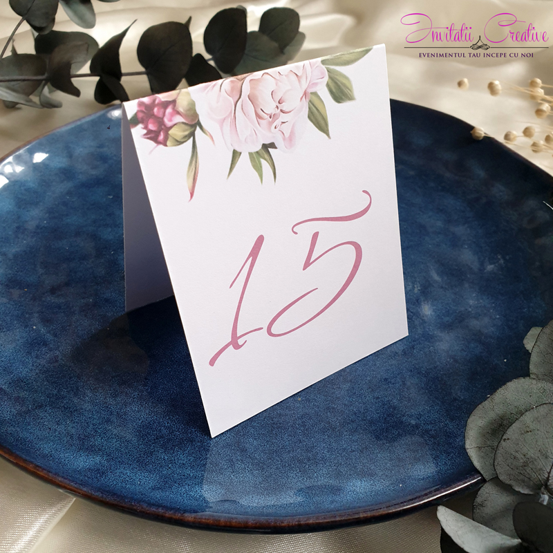 Numar de masa nunta cu bujori roze pastel