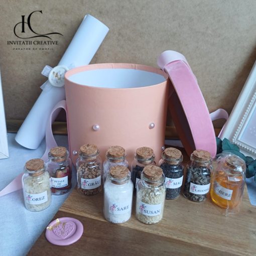 Set roz cu mirodenii pentru prima baita cu nasii5