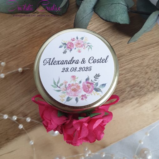 Eticheta cu flori roz fucsia