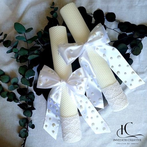 Set lumanari ceara albine pentru nunta cu perle3