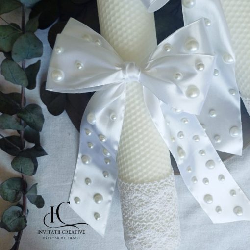 Set lumanari ceara albine pentru nunta cu perle4