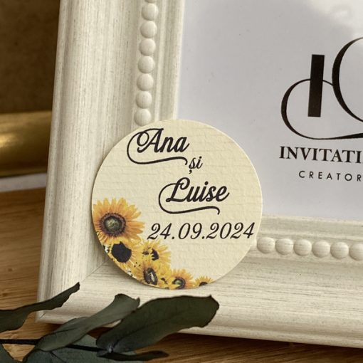 Eticheta cu grafica Floarea Soarelui