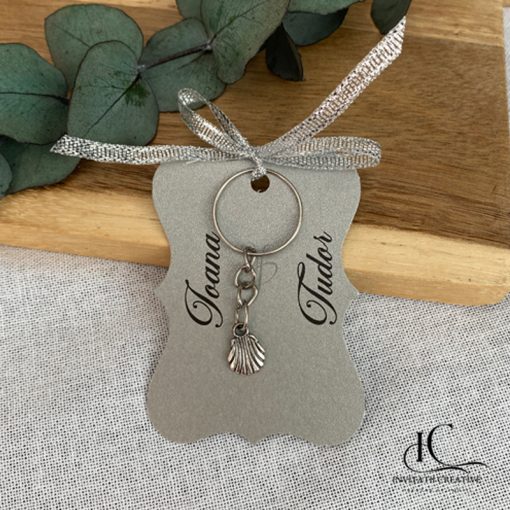 Marturii breloc tip scoica argintie