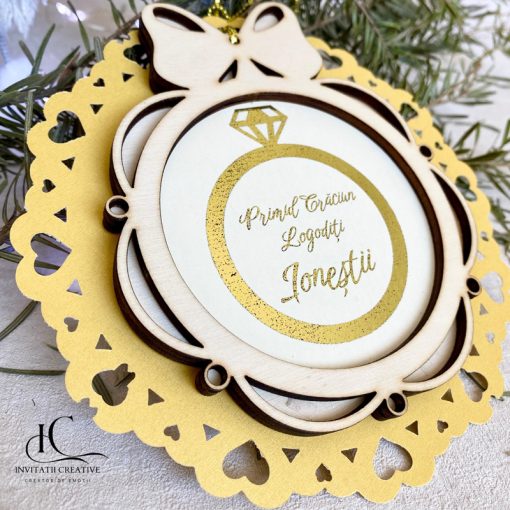 Glob Brad Personalizat Lemn Fundita Primul Craciun Logoditi