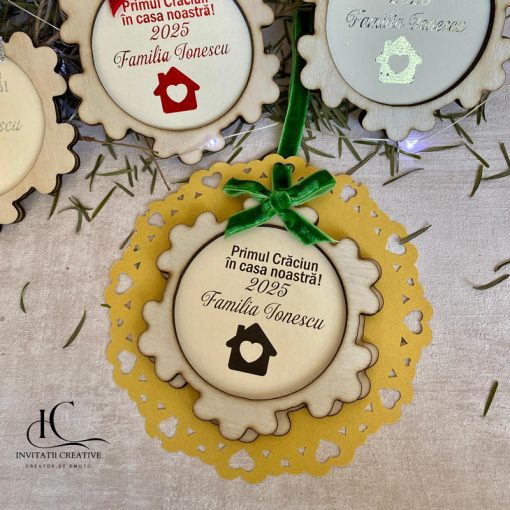 Alternative view of Glob Craciun Lemn Fulg Primul Craciun in Casa Noastra