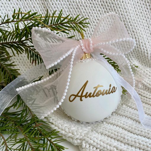 Glob personalizat cu nume si fundita cu perle1
