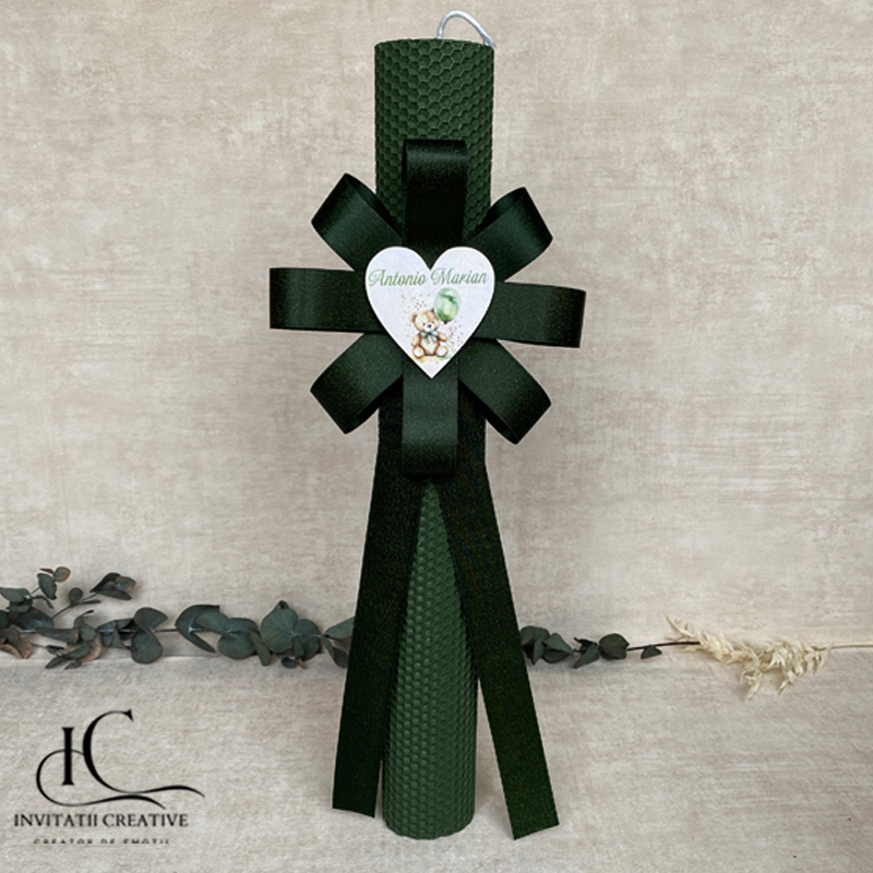 Lumanare botez baiat verde personalizata ursulet cu baloane