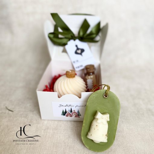 Set Cadou Craciun Lumanare Glob si Tableta Parfumata