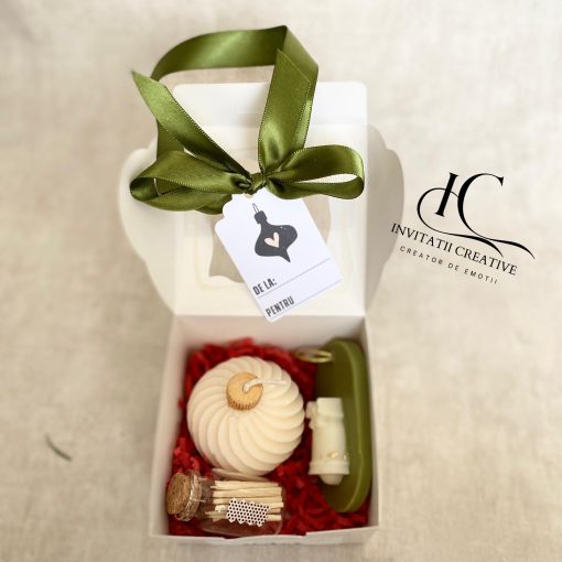 Alternative view of Set Cadou Craciun Lumanare Glob si Tableta Parfumata