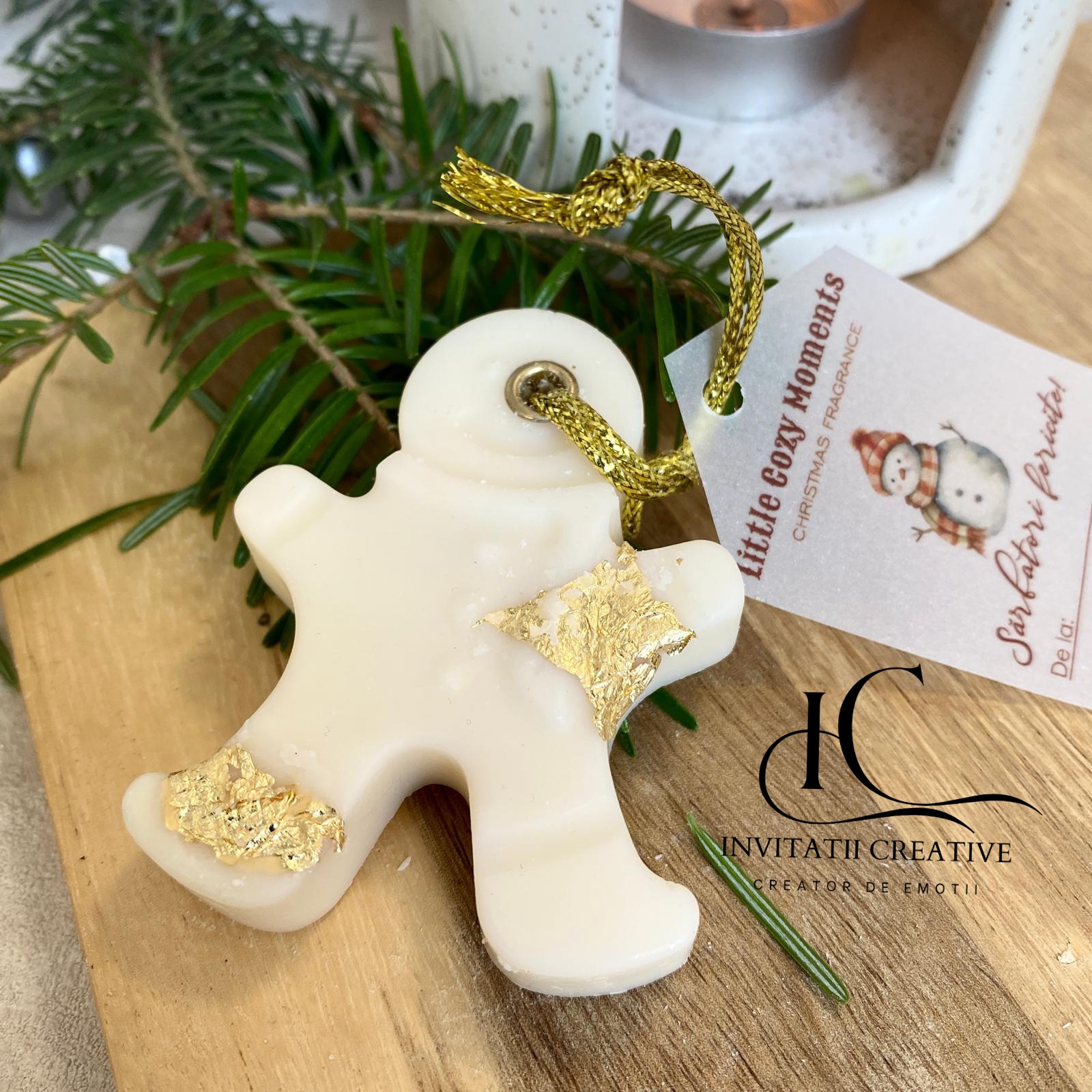 Set Cadou 8 Odorizante Dulap Figurine Festive cu Foita Aurie - imagine 6