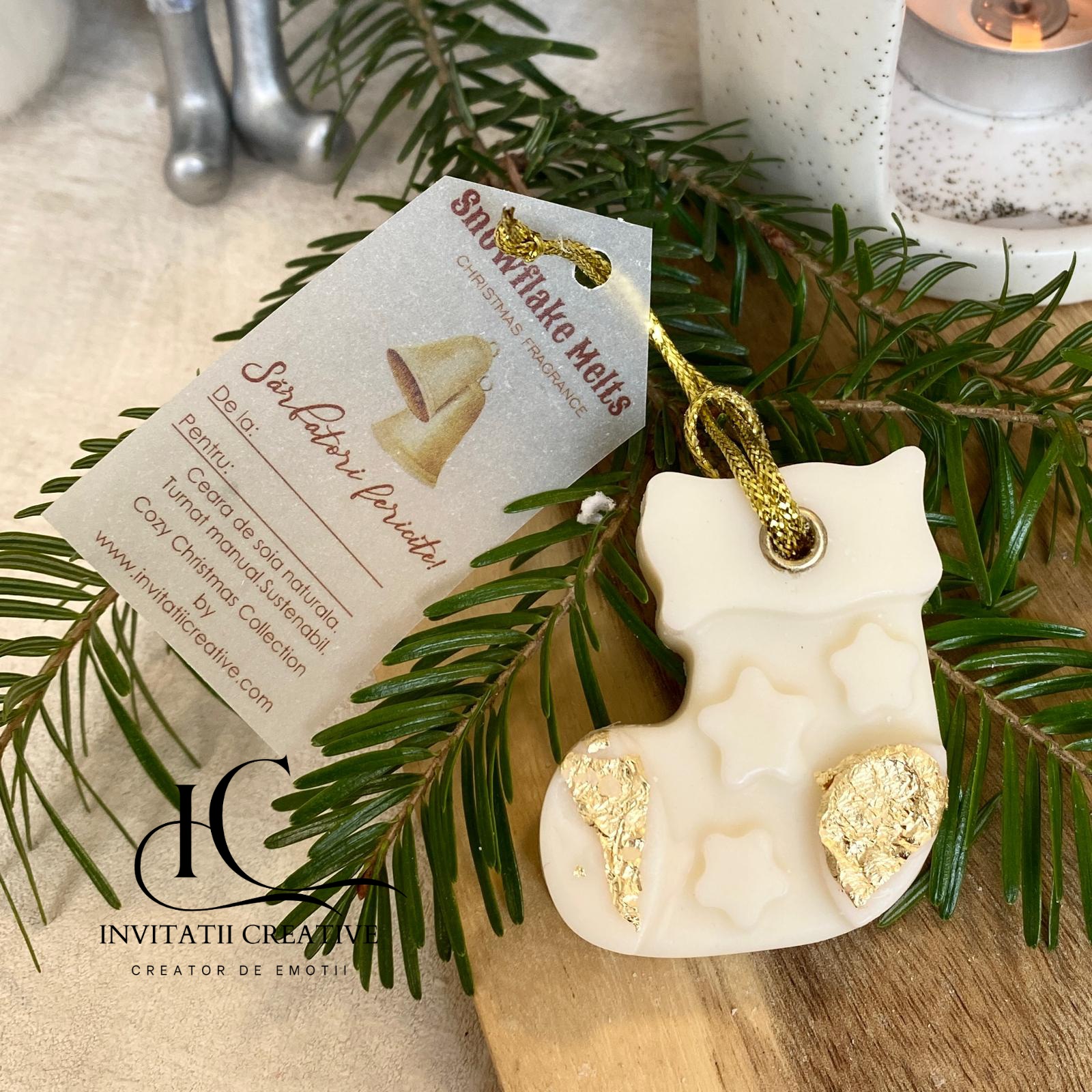 Set Cadou 8 Odorizante Dulap Figurine Festive cu Foita Aurie - imagine 11