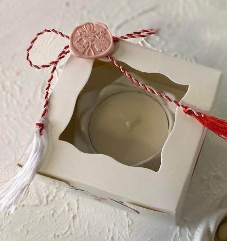 Cadou Invatatoare Lumanare Parfumata in Vas Ceramic Nufar