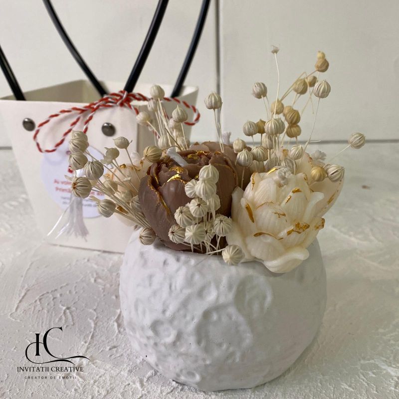 Aranjament Cadou 8 Martie Lumanare Parfumata Boboci Bujori - imagine 4