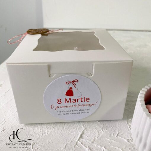 Alternative view of Cadou 8 Martie Lumanare Parfumata cu Trandafir