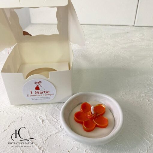 Cadou Martisor Lumanare Parfumata Floare rosie Detalii aurii