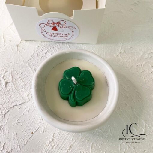 Cadou Martisor Lumanare Parfumata cu Trifoi Norocos