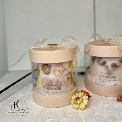 Alternative view of Lumanare Botanica Flower Melody cu Flori din Paie