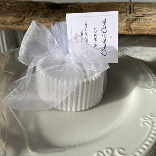 Marturie lumanare parfumata delicata in vas ceramic2