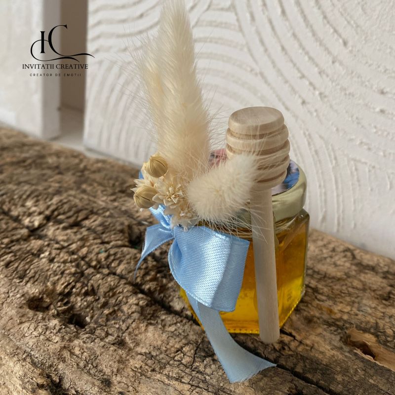 Marturie Borcanel Miere cu Buchetel Flori Diafane si Fundita Bleu - imagine 4