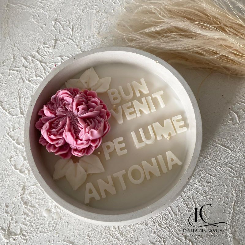 Lumanare Mare cu Floare Personalizata Bun venit pe Lume - imagine 4