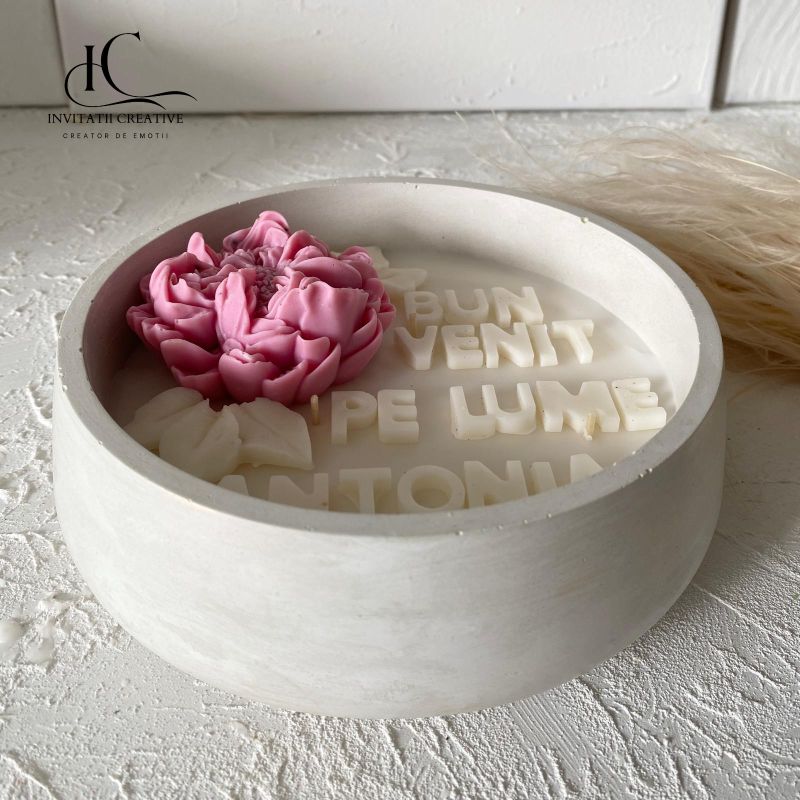 Lumanare Mare cu Floare Personalizata Bun venit pe Lume - imagine 2