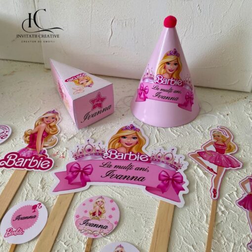 Alternative view of Set Topper Cutiute Felie Tort Personalizat Barbie